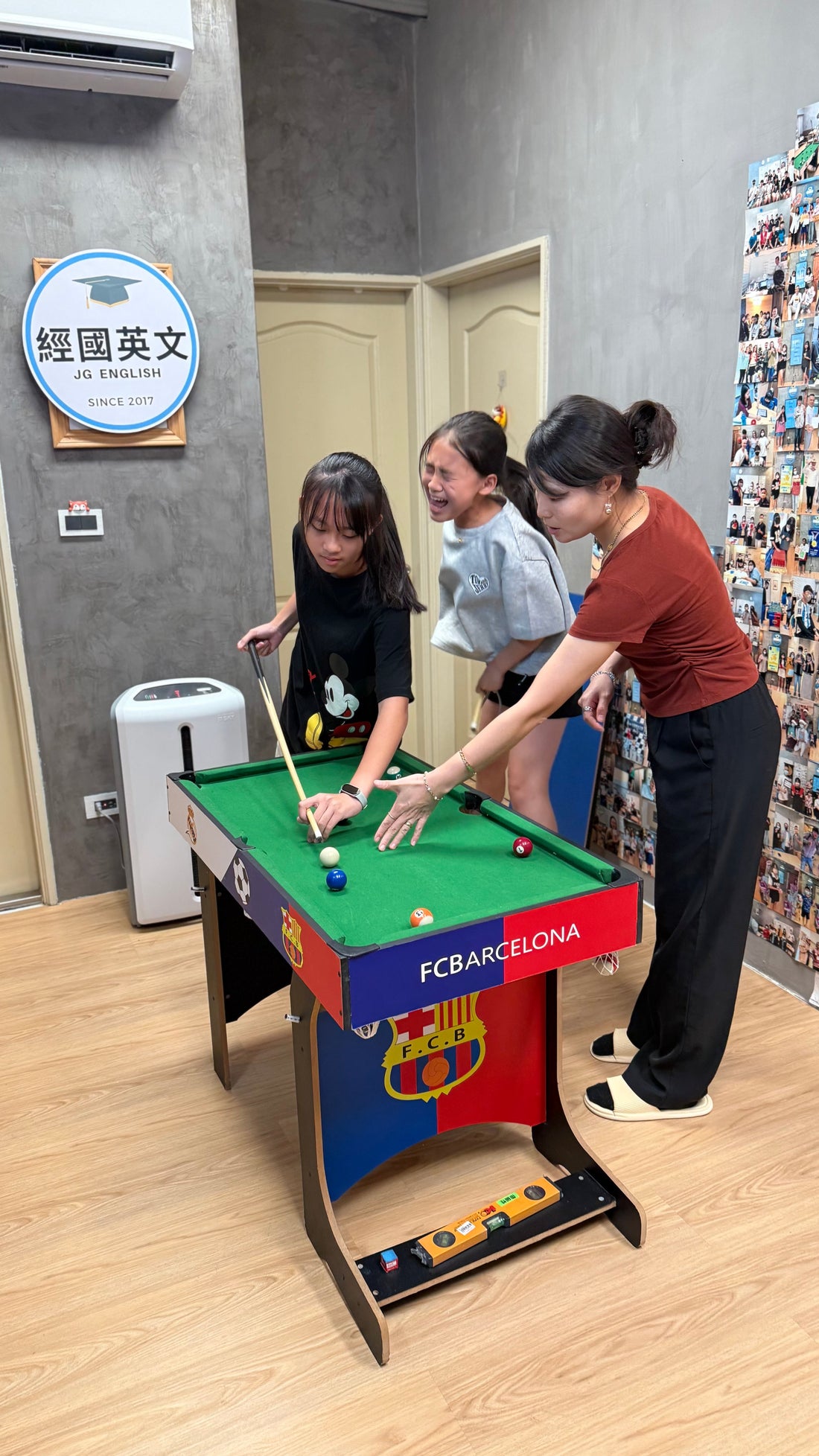 學習要專注，休息更要酷！😎🎱